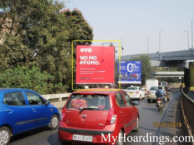 Outdoor advertising in India, Sancheti Chowk in Pune Billboard Advertising, Flex Banner
